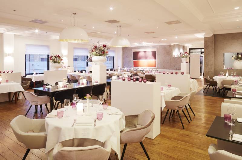 Van der Valk TheaterHotel De Oranjerie in Roermond bei HotelSpecials.de Van der Valk TheaterHotel De Oranjerie in Roermond bei HotelSpecials.de