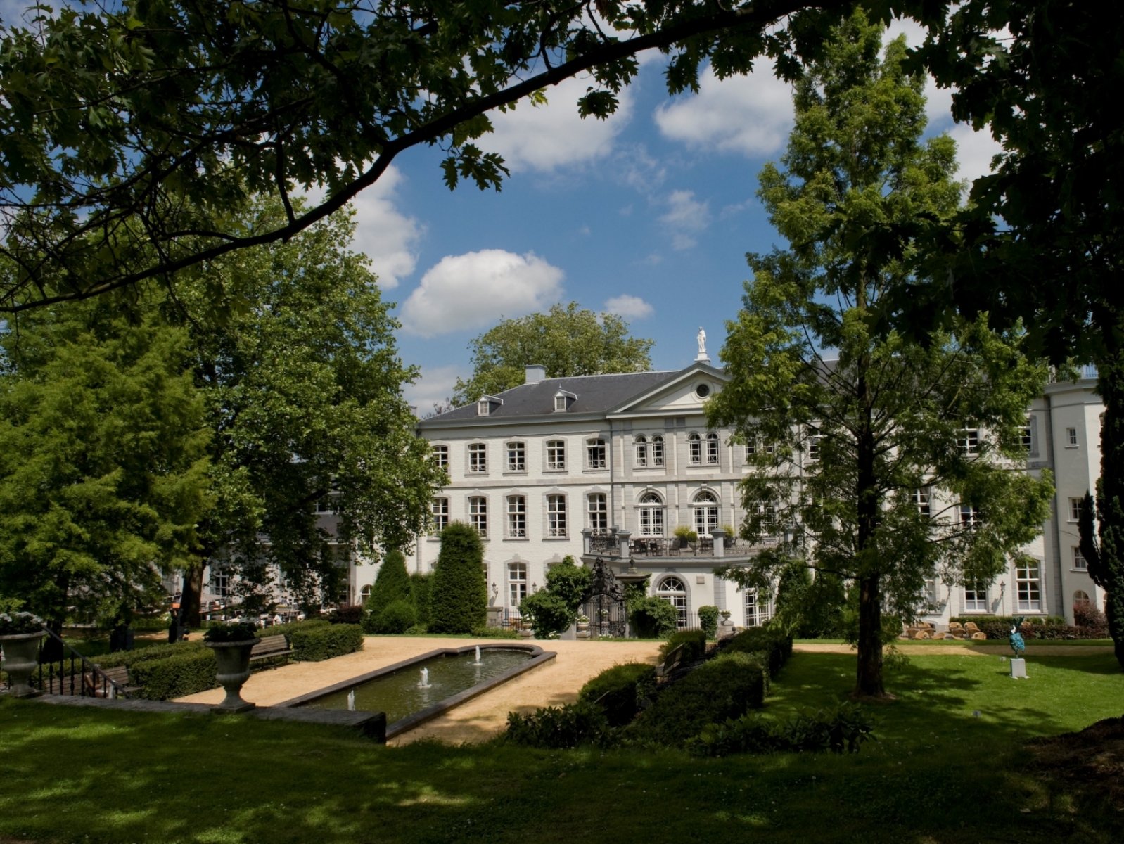 Hotel Kasteel Bloemendal In Vaals Bei HotelSpecials.de