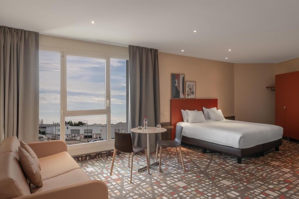 Bild von Zimmer, 1 King-Bett und Schlafsofa