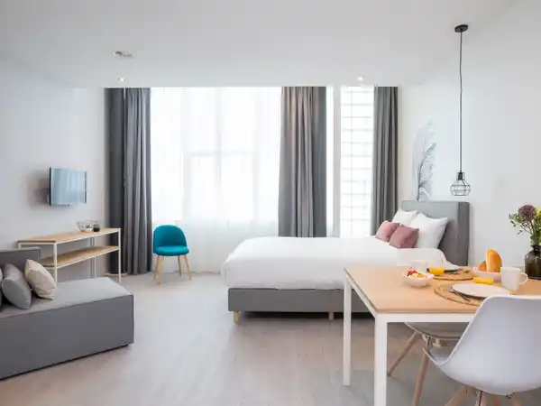 Hotel2Stay - Economy Doppelzimmer - ROOM