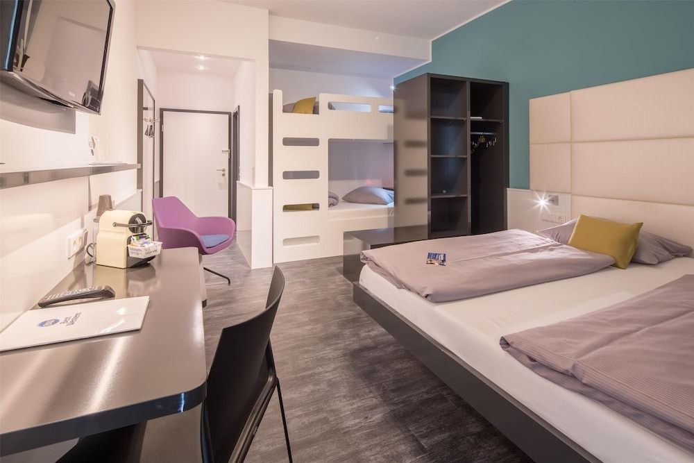 Bild von Familienzimmer, 3 Einzelbetten