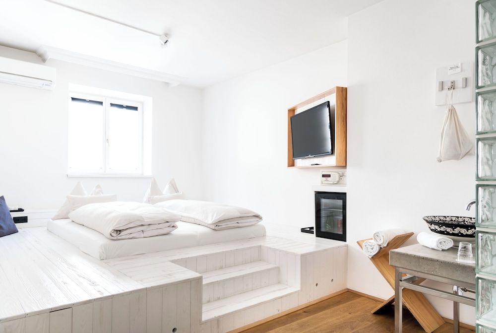 Bild von Tiny Independent Zimmer