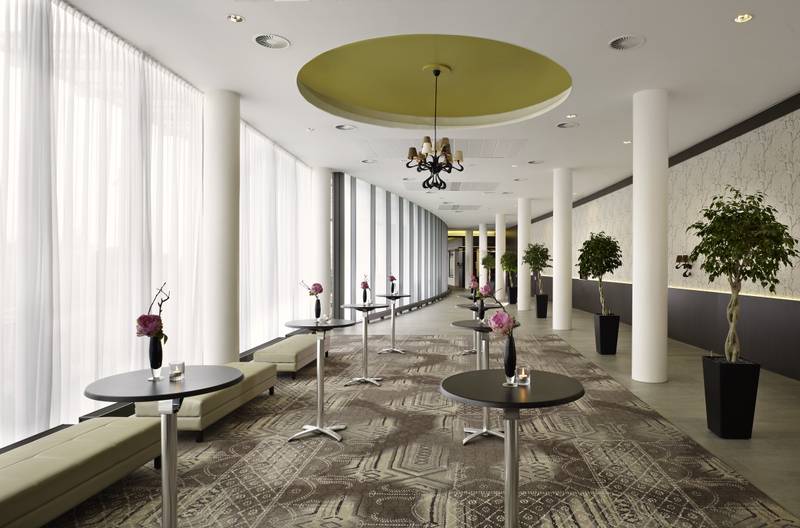 Park Plaza Amsterdam Airport Lijnden Niederlande www.hotelspecials.de
