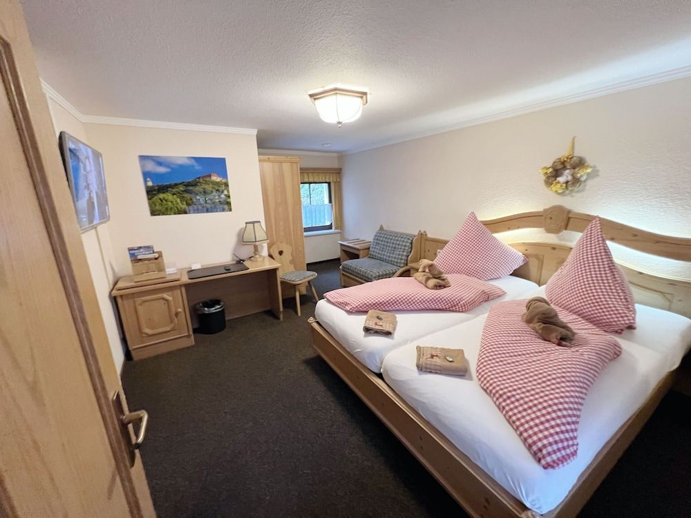 Bild von Standard-Doppelzimmer, mit Bad