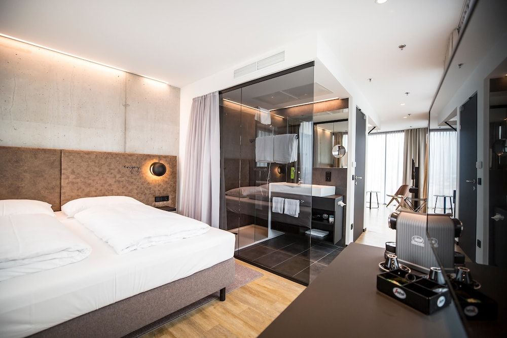 Bild von Studio, Bergblick (Extended, High)