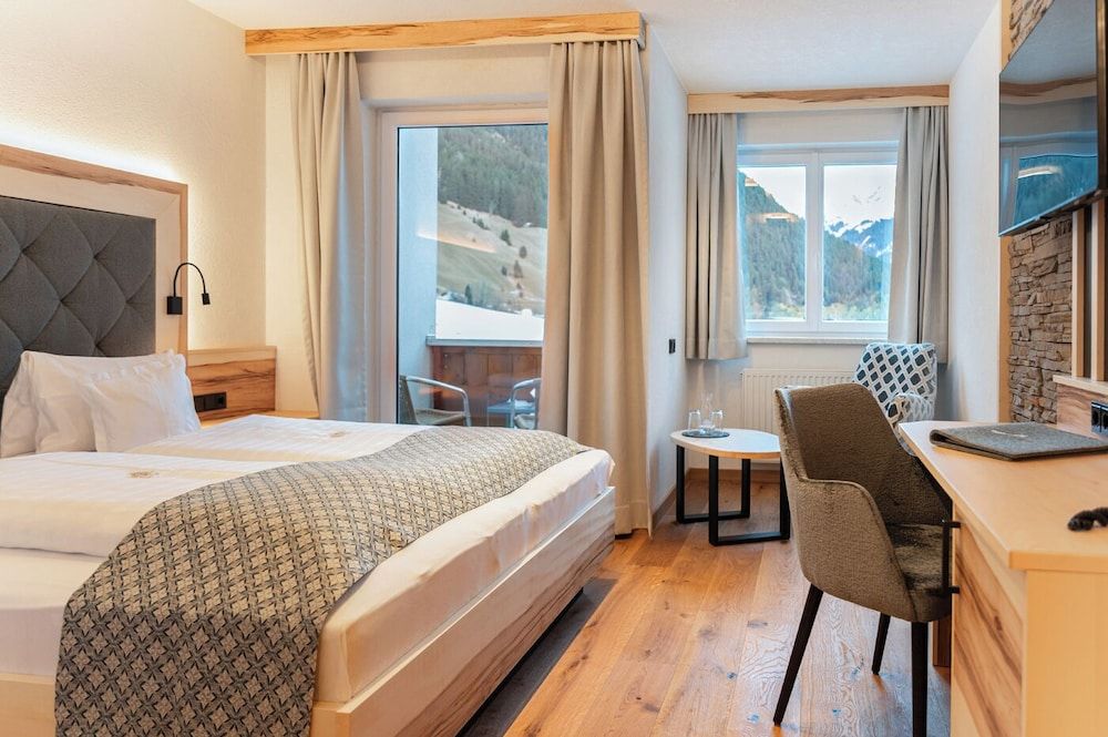 Bild von Superior-Doppelzimmer, 1 Schlafzimmer, Balkon, Bergblick