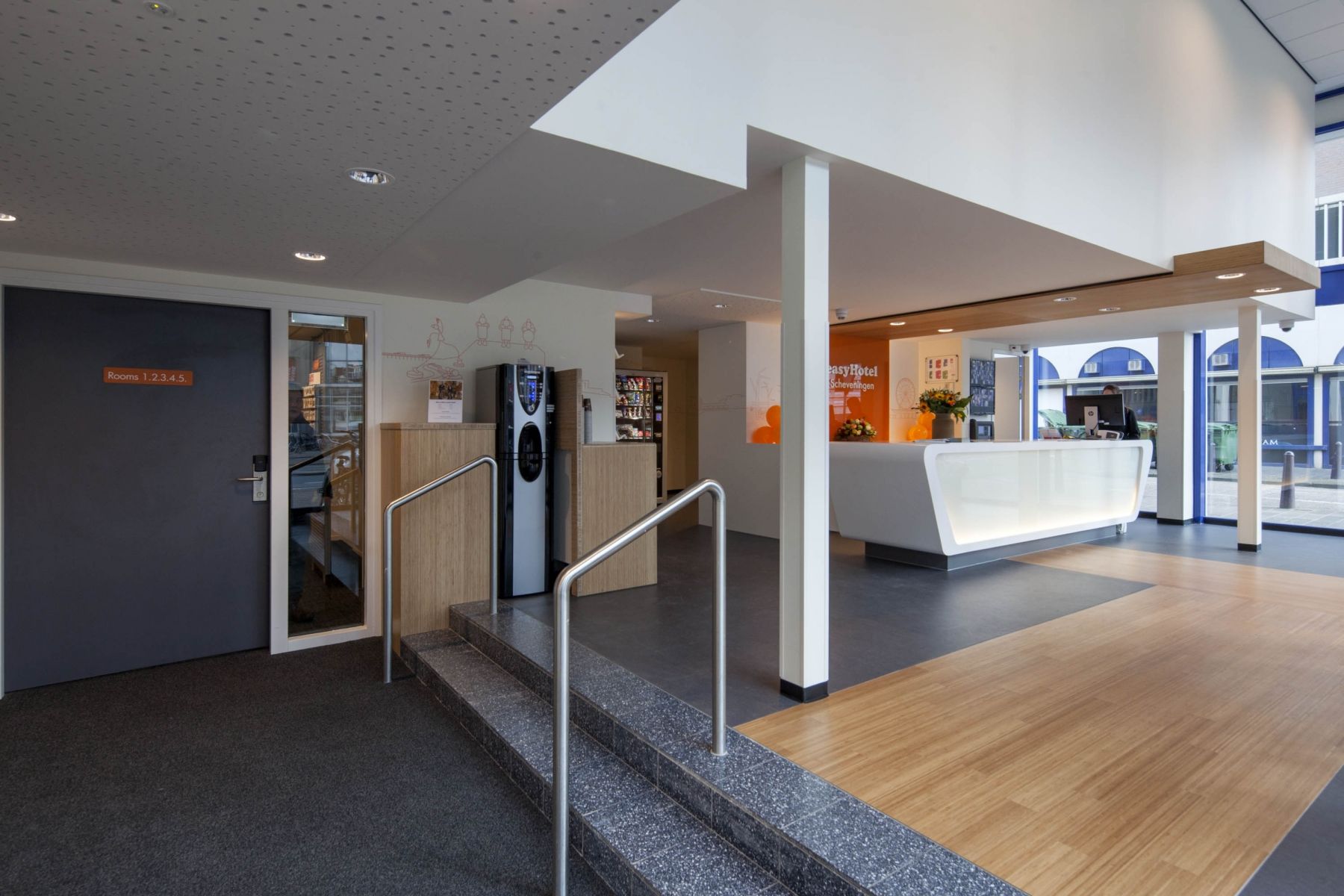 Easyhotel the hague scheveningen beach parkeren