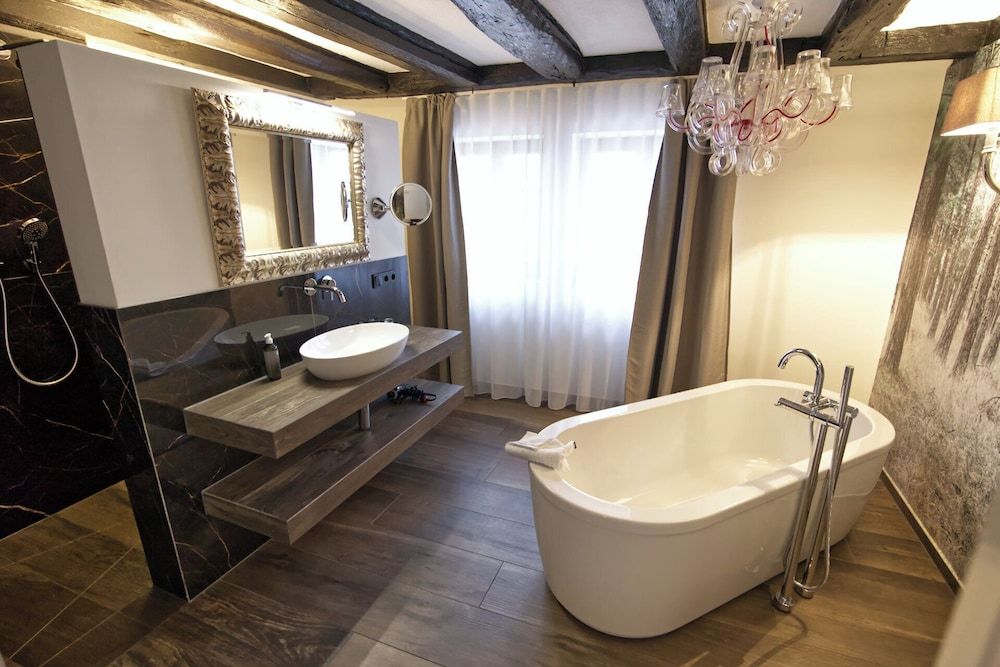 Bild von Junior-Studiosuite, 1 King-Bett, Terrasse, Gartenblick