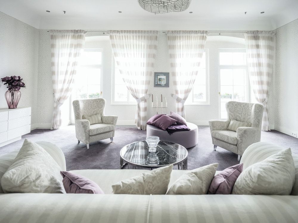 Bild von Suite (Charly Walker)
