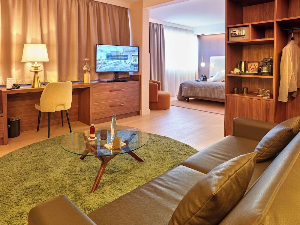 Bild von Junior-Suite, 1 King-Bett, Nichtraucher (Larger Room;with Sofabed)