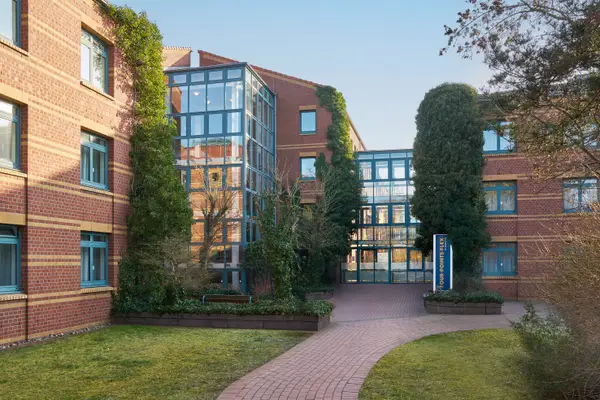 Four Points Flex by Sheraton Hannover - Sommer Sale - FRONT