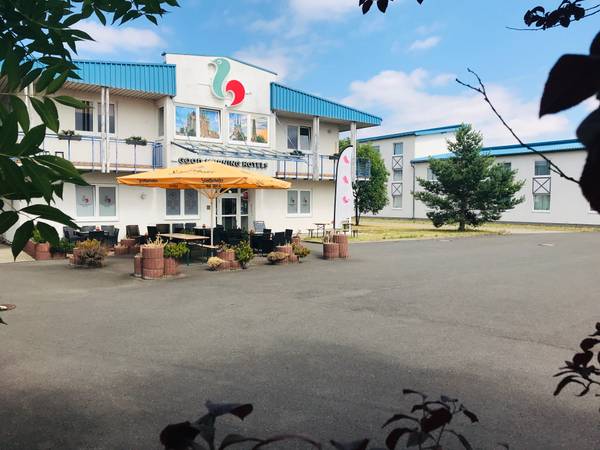 Wo günstige Hotels buchen? Natürlich beim Spezialisten!