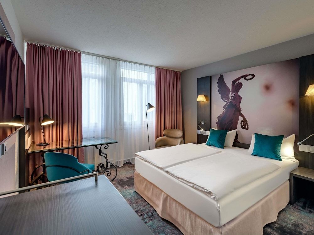 Bild von Standard-Zimmer mit Doppelbett