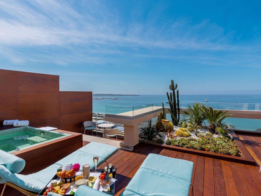 Bild von Panorama-Zimmer, 1 Doppelbett, Terrasse, Meerblick