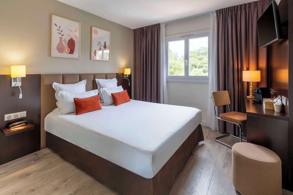 Bild von Executive-Zimmer, 1 Queen-Bett, Nichtraucher, Poolblick