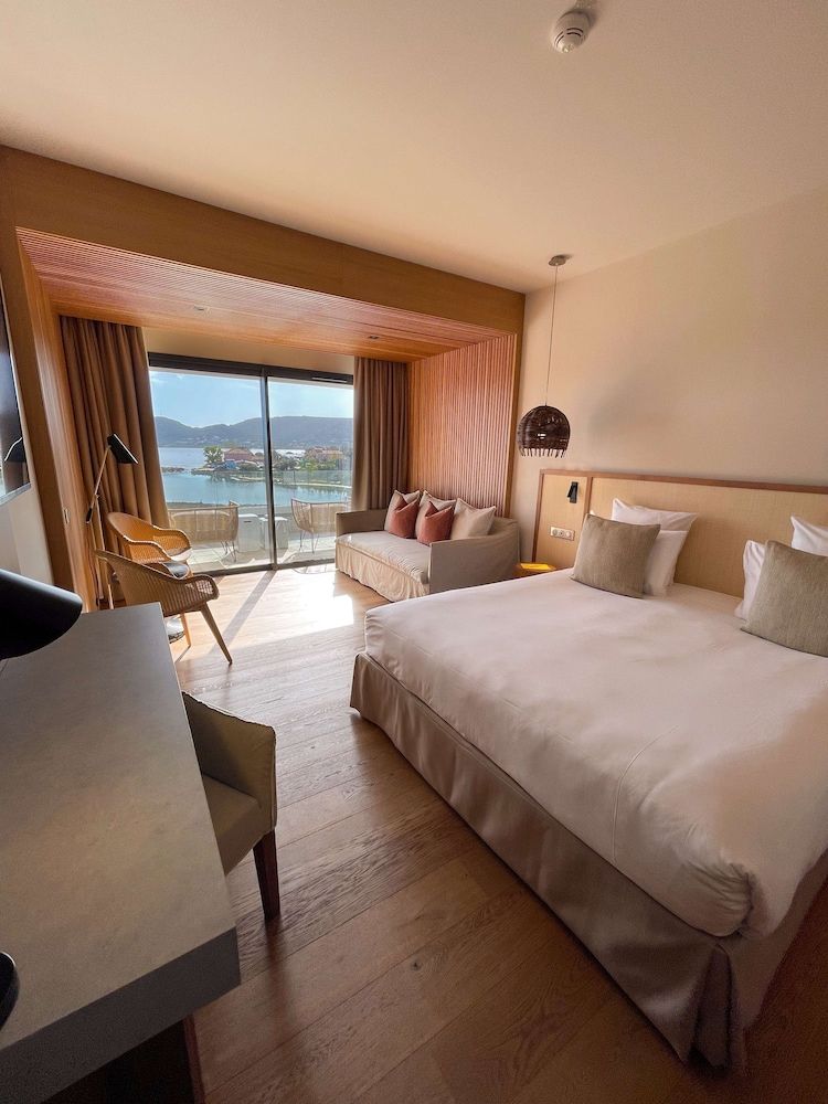 Bild von Junior-Suite, 1 King-Bett, Balkon, Meerblick