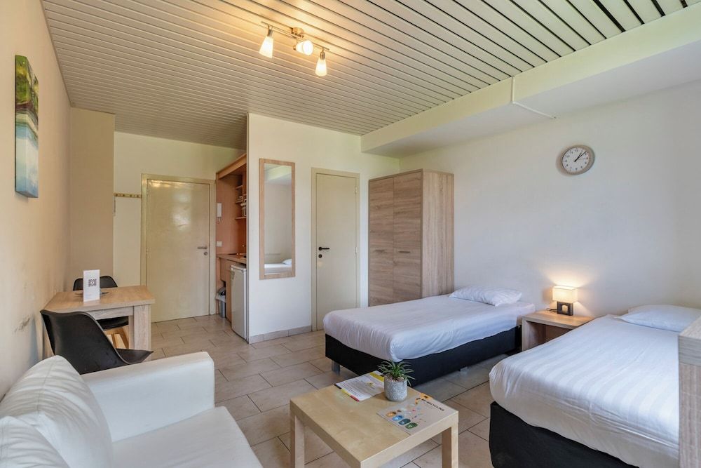 Bild von Executive Apartment Twin with daily cleaning