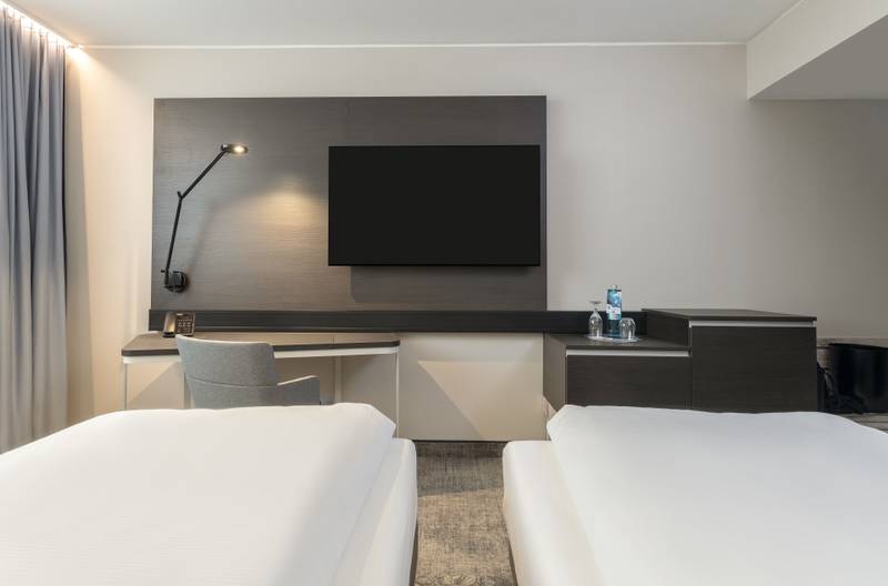 Novotel Düsseldorf Airport Park Sleep & Fly www.hotelspecials.de