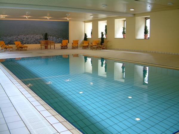 Hotels mit Schwimmbad in der Eifel HotelSpecials.de
