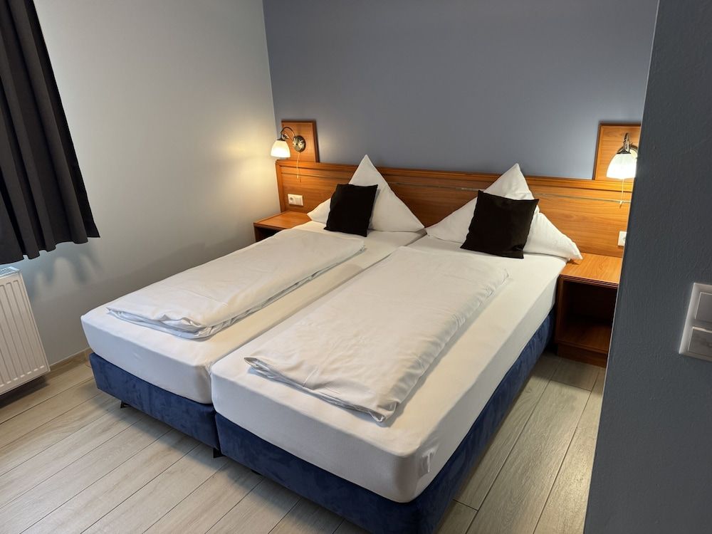 Bild von Basic-Dreibettzimmer, eigenes Bad