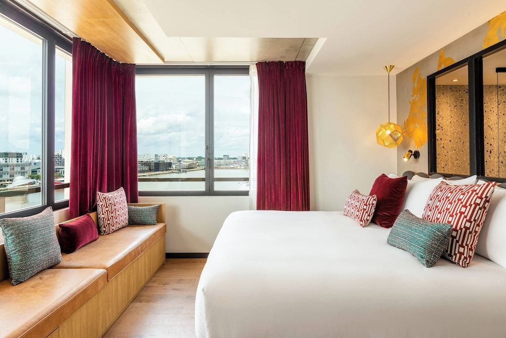 Bild von Zimmer, 1 Queen-Bett (La Galerie)