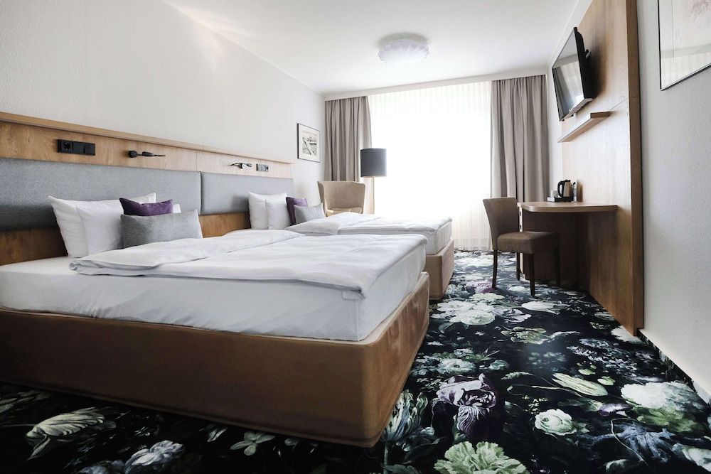 Bild von Comfort-Zimmer, 2 Einzelbetten, Balkon (Shower Only)