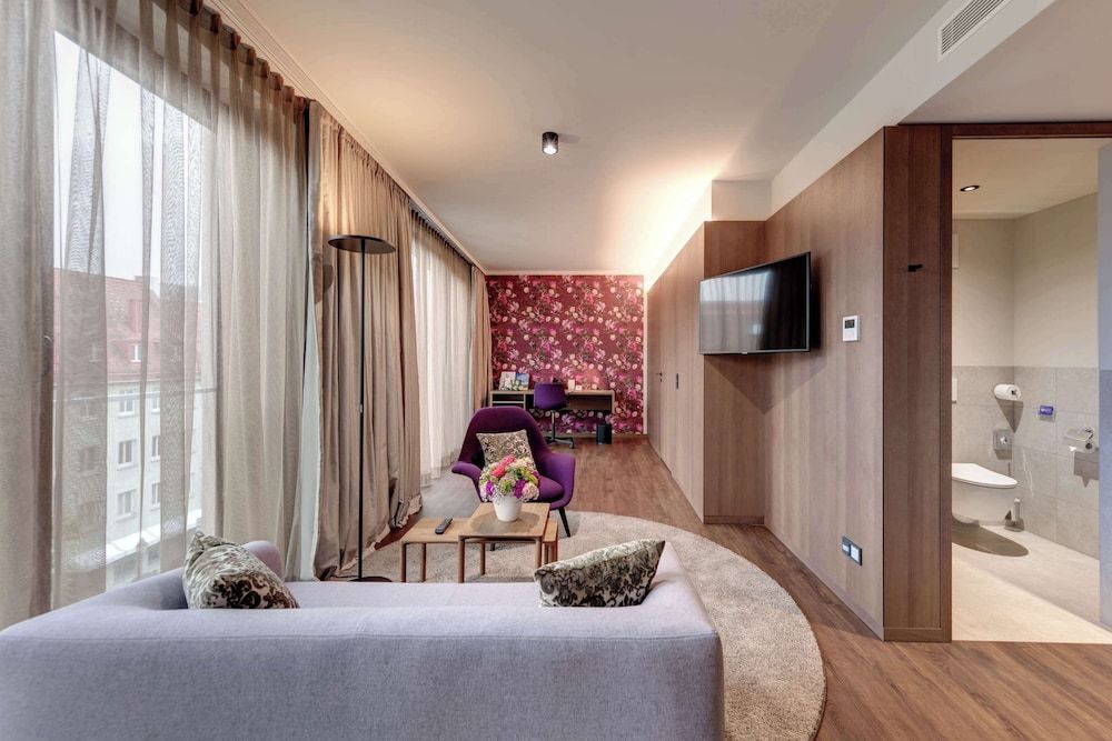 Bild von Premium-Suite, 1 King-Bett, Annex (Separate Living Room)