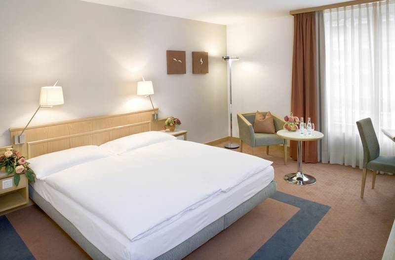 Mövenpick Nürnberg-airport Park Sleep & Fly www.hotelspecials.de