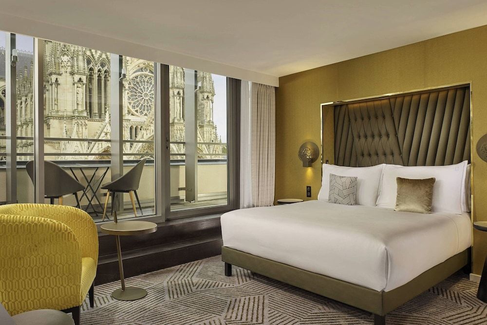 Bild von Junior-Suite, 1 King-Bett, Balkon, Ausblick (Cathedral View)